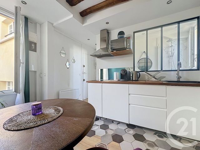 Appartement Studio à vendre - 1 pièce - 20.36 m2 - VERSAILLES - 78 - ILE-DE-FRANCE - Century 21 Fels Immobilier