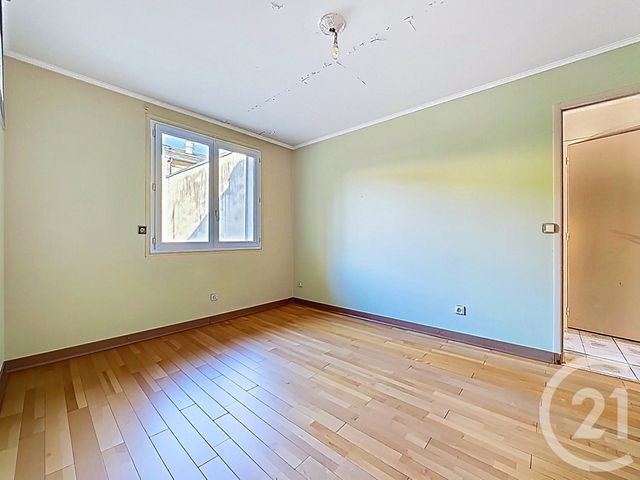 Appartement F4 à vendre - 4 pièces - 79.72 m2 - VERSAILLES - 78 - ILE-DE-FRANCE - Century 21 Fels Immobilier