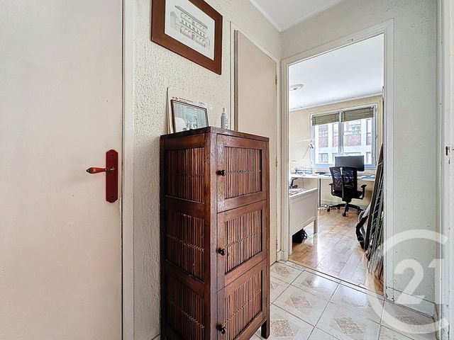 Appartement F4 à vendre - 4 pièces - 79.72 m2 - VERSAILLES - 78 - ILE-DE-FRANCE - Century 21 Fels Immobilier