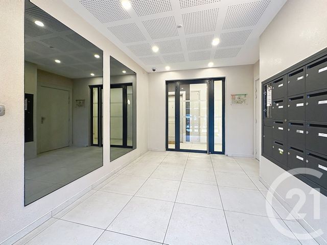 Appartement T3 à vendre - 3 pièces - 66.06 m2 - ST CYR L ECOLE - 78 - ILE-DE-FRANCE - Century 21 Fels Immobilier