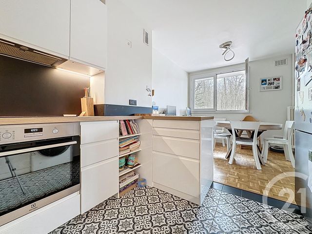 Appartement F3 à vendre - 3 pièces - 70.9 m2 - VERSAILLES - 78 - ILE-DE-FRANCE - Century 21 Fels Immobilier