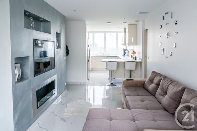 Appartement F4 à vendre - 4 pièces - 65.47 m2 - FONTENAY LE FLEURY - 78 - ILE-DE-FRANCE - Century 21 Fels Immobilier