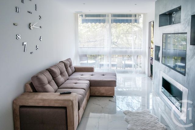 Appartement F4 à vendre - 4 pièces - 65.47 m2 - FONTENAY LE FLEURY - 78 - ILE-DE-FRANCE - Century 21 Fels Immobilier