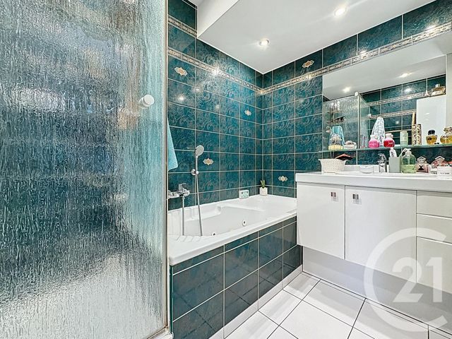 Appartement F4 à vendre - 4 pièces - 92.49 m2 - VERSAILLES - 78 - ILE-DE-FRANCE - Century 21 Fels Immobilier