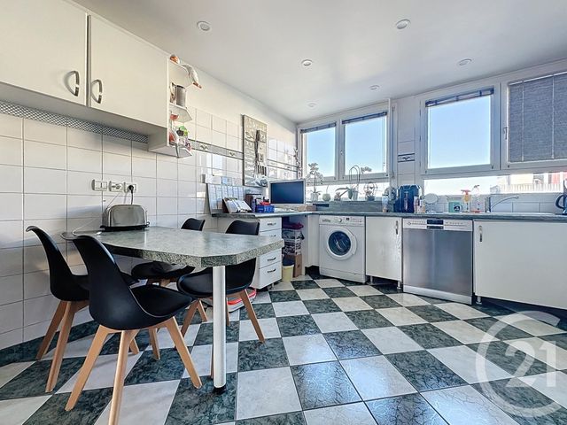 Appartement F4 à vendre - 4 pièces - 92.49 m2 - VERSAILLES - 78 - ILE-DE-FRANCE - Century 21 Fels Immobilier