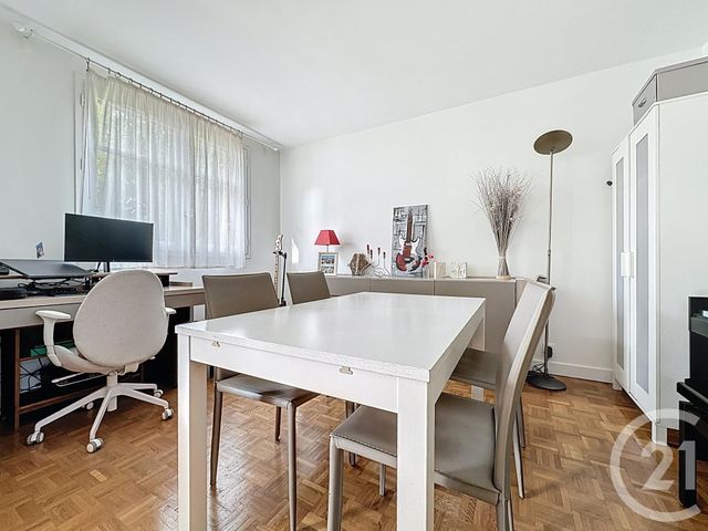 Appartement F4 à vendre - 4 pièces - 72.17 m2 - VERSAILLES - 78 - ILE-DE-FRANCE - Century 21 Fels Immobilier