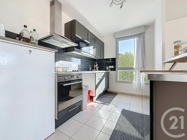 Appartement F3 à vendre - 3 pièces - 73.28 m2 - ST CYR L ECOLE - 78 - ILE-DE-FRANCE - Century 21 Fels Immobilier