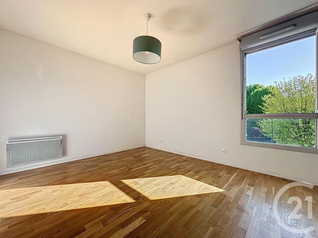 Appartement F3 à vendre - 3 pièces - 73.28 m2 - ST CYR L ECOLE - 78 - ILE-DE-FRANCE - Century 21 Fels Immobilier