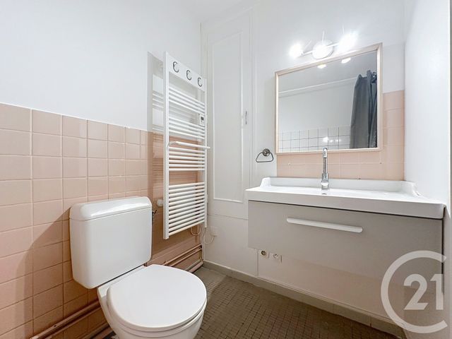 Appartement Studio à vendre - 1 pièce - 33.0 m2 - VERSAILLES - 78 - ILE-DE-FRANCE - Century 21 Fels Immobilier