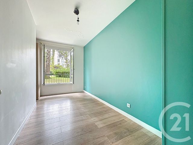 Afficher la photo en grand Appartement T3 à vendre - 3 pièces - 59.39 m2 - VERSAILLES - 78 - ILE-DE-FRANCE - Century 21 Fels Immobilier