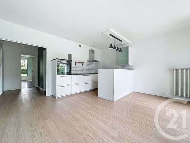 Afficher la photo en grand Appartement T3 à vendre - 3 pièces - 59.39 m2 - VERSAILLES - 78 - ILE-DE-FRANCE - Century 21 Fels Immobilier