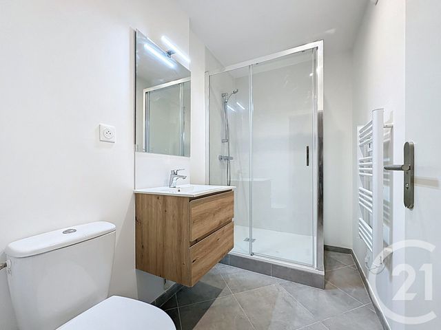 Appartement T3 à vendre - 3 pièces - 79.35 m2 - VERSAILLES - 78 - ILE-DE-FRANCE - Century 21 Fels Immobilier