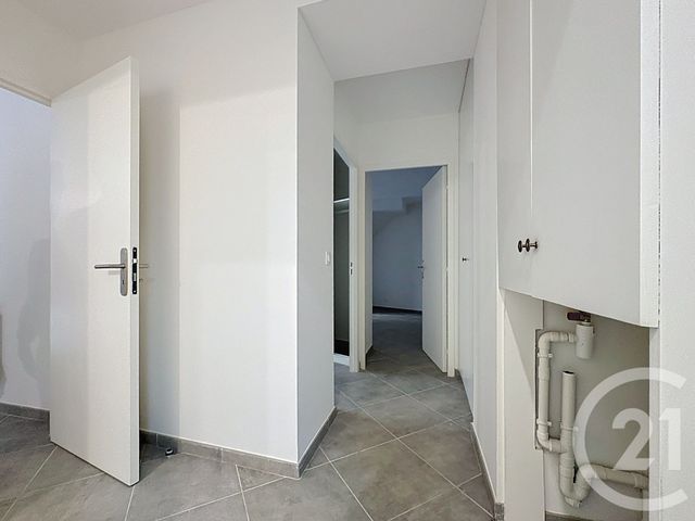 Appartement T3 à vendre - 3 pièces - 79.35 m2 - VERSAILLES - 78 - ILE-DE-FRANCE - Century 21 Fels Immobilier