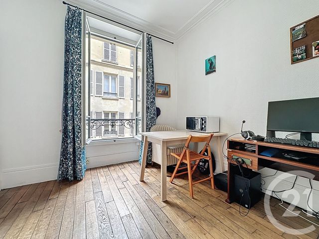 Appartement F2 à vendre - 2 pièces - 24.41 m2 - VERSAILLES - 78 - ILE-DE-FRANCE - Century 21 Fels Immobilier