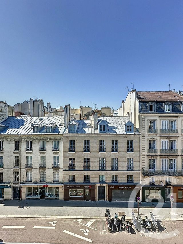 Afficher la photo en grand Appartement Duplex à vendre - 4 pièces - 91.61 m2 - VERSAILLES - 78 - ILE-DE-FRANCE - Century 21 Fels Immobilier