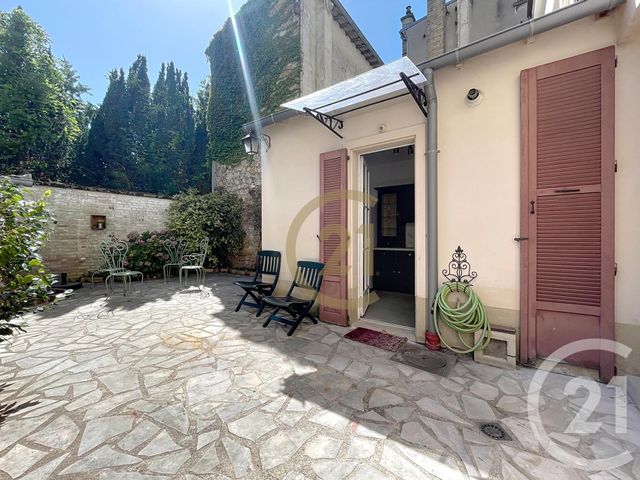 Appartement à louer - 2 pièces - 44.14 m2 - VERSAILLES - 78 - ILE-DE-FRANCE - Century 21 Fels Immobilier
