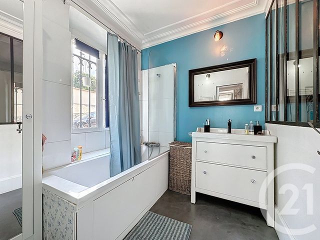 Appartement F3 à vendre - 3 pièces - 81.0 m2 - VERSAILLES - 78 - ILE-DE-FRANCE - Century 21 Fels Immobilier