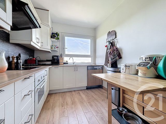 Appartement F4 à vendre - 4 pièces - 84.27 m2 - VELIZY VILLACOUBLAY - 78 - ILE-DE-FRANCE - Century 21 Fels Immobilier