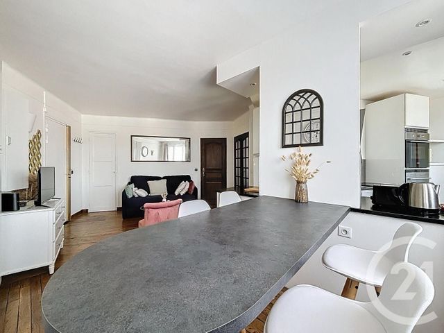 Appartement F2 à vendre - 2 pièces - 44.85 m2 - VERSAILLES - 78 - ILE-DE-FRANCE - Century 21 Fels Immobilier