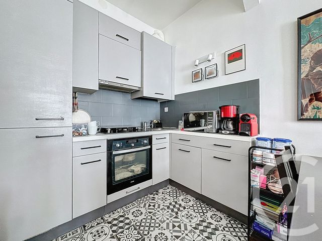 Appartement F2 à vendre - 2 pièces - 39.55 m2 - VERSAILLES - 78 - ILE-DE-FRANCE - Century 21 Fels Immobilier