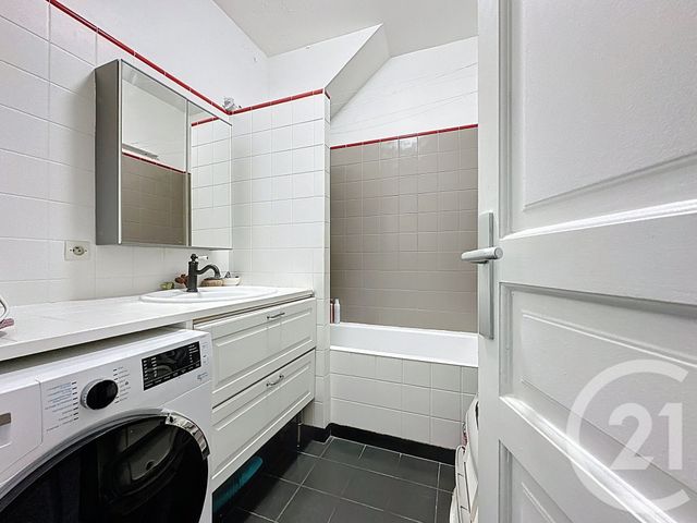 Appartement F2 à vendre - 2 pièces - 39.55 m2 - VERSAILLES - 78 - ILE-DE-FRANCE - Century 21 Fels Immobilier