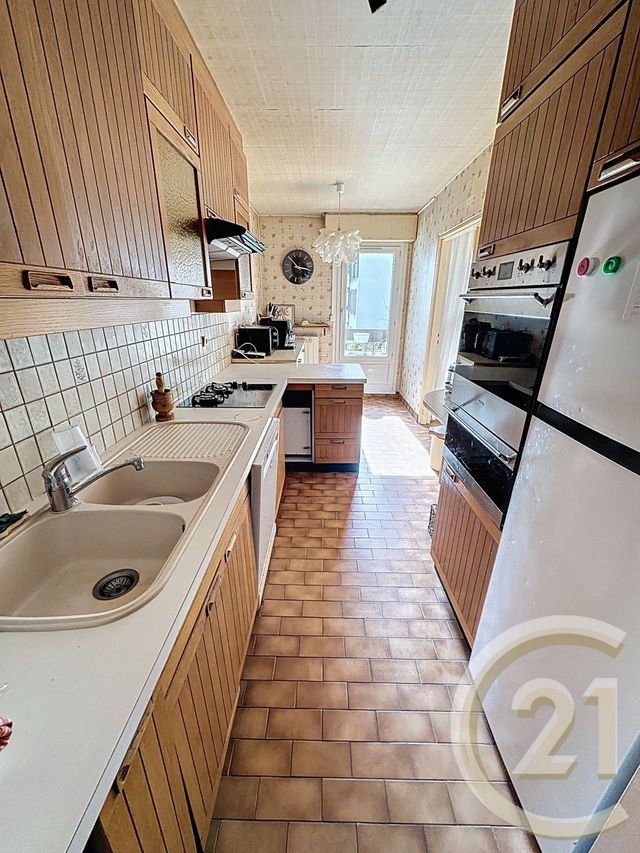 Appartement à vendre - 5 pièces - 107.22 m2 - NOISY LE ROI - 78 - ILE-DE-FRANCE - Century 21 Fels Immobilier