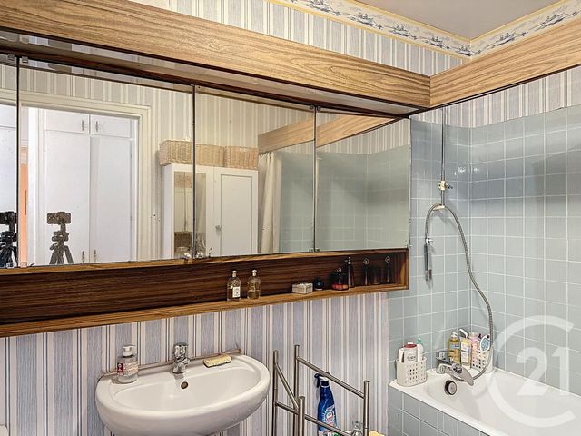 Appartement F3 à vendre - 3 pièces - 87.0 m2 - VERSAILLES - 78 - ILE-DE-FRANCE - Century 21 Fels Immobilier