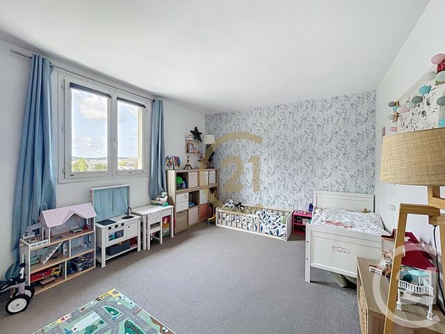 Appartement à vendre - 4 pièces - 96.35 m2 - LE CHESNAY - 78 - ILE-DE-FRANCE - Century 21 Fels Immobilier