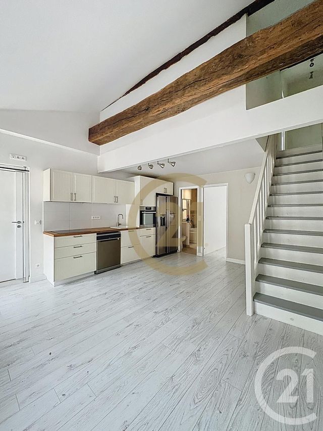 Appartement Duplex à louer - 3 pièces - 47.54 m2 - VERSAILLES - 78 - ILE-DE-FRANCE - Century 21 Fels Immobilier