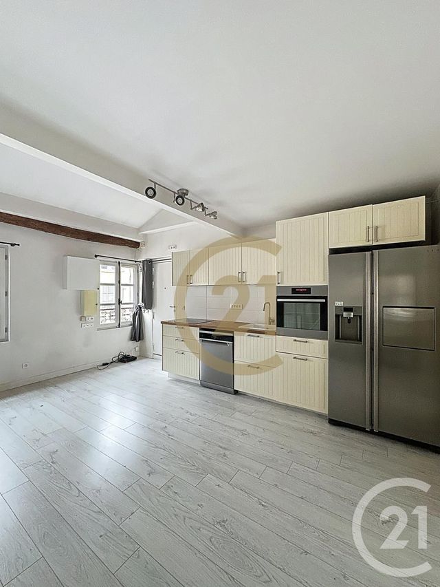 Appartement Duplex à louer - 3 pièces - 47.54 m2 - VERSAILLES - 78 - ILE-DE-FRANCE - Century 21 Fels Immobilier