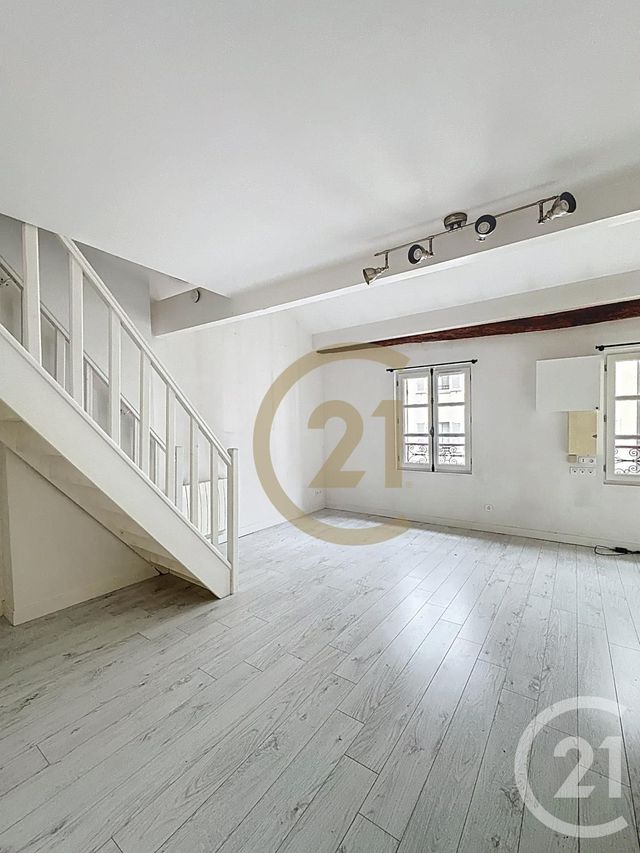 Appartement Duplex à louer - 3 pièces - 47.54 m2 - VERSAILLES - 78 - ILE-DE-FRANCE - Century 21 Fels Immobilier