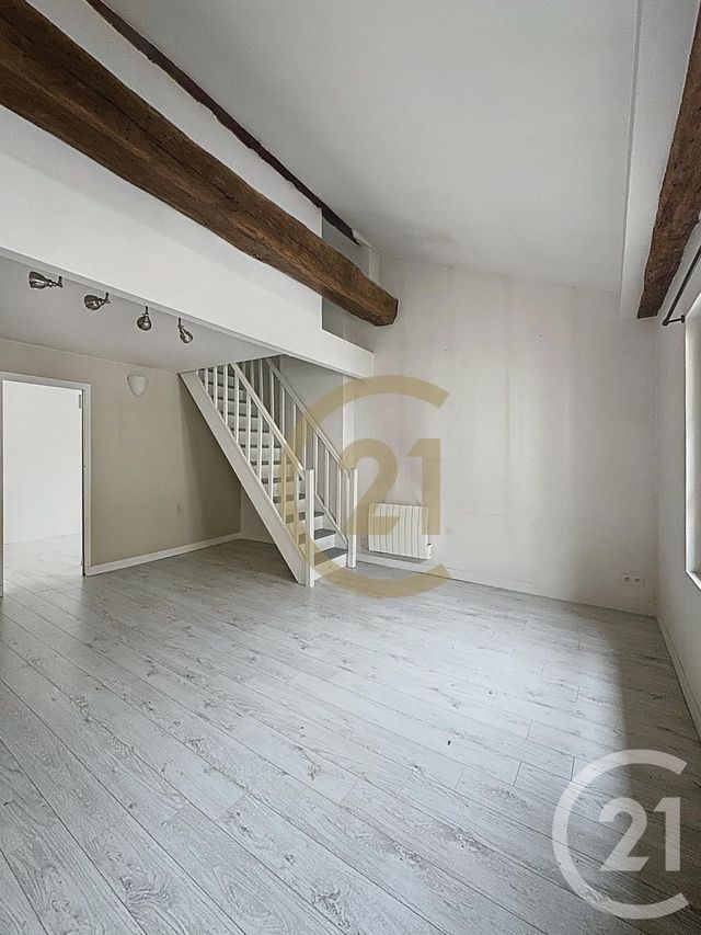 Appartement Duplex à louer - 3 pièces - 47.54 m2 - VERSAILLES - 78 - ILE-DE-FRANCE - Century 21 Fels Immobilier