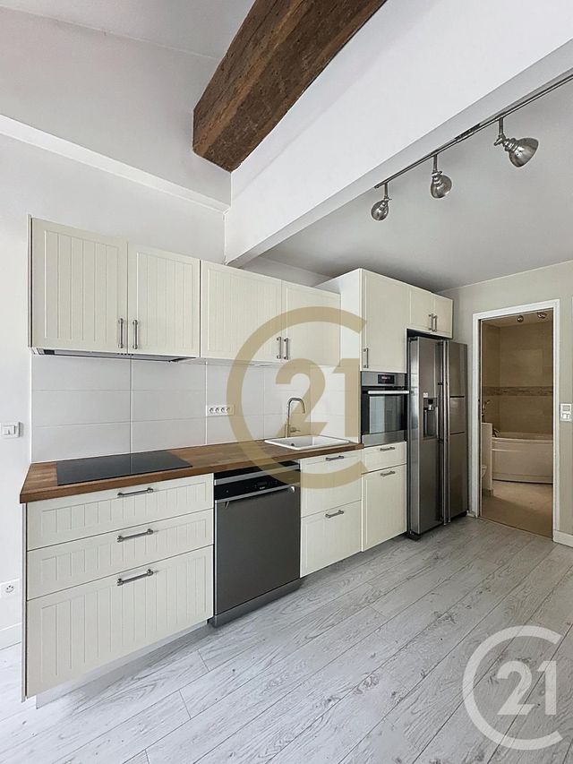 Appartement Duplex à louer - 3 pièces - 47.54 m2 - VERSAILLES - 78 - ILE-DE-FRANCE - Century 21 Fels Immobilier