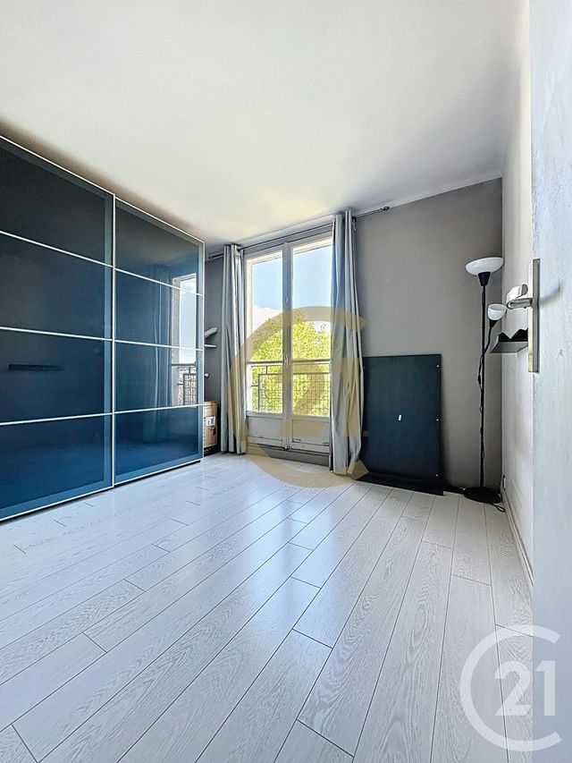 Appartement F3 à louer - 3 pièces - 46.01 m2 - VERSAILLES - 78 - ILE-DE-FRANCE - Century 21 Fels Immobilier