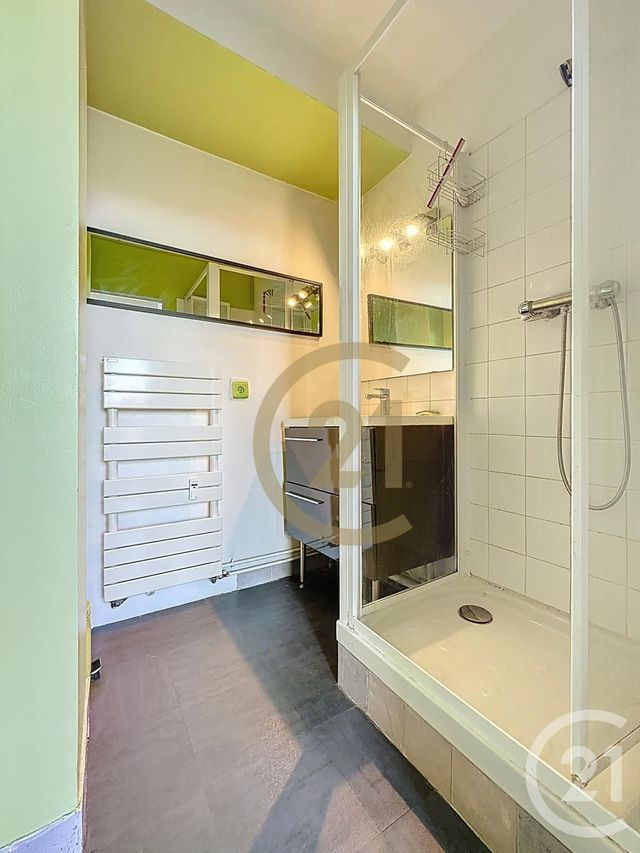 Appartement F3 à louer - 3 pièces - 46.01 m2 - VERSAILLES - 78 - ILE-DE-FRANCE - Century 21 Fels Immobilier