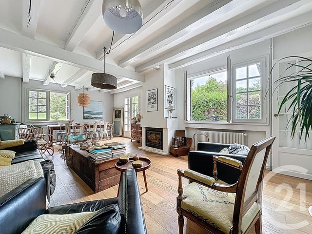 maison à louer - 7 pièces - 142.42 m2 - JOUY EN JOSAS - 78 - ILE-DE-FRANCE - Century 21 Fels Immobilier