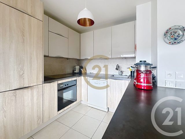 Afficher la photo en grand Appartement F3 à vendre - 3 pièces - 74.65 m2 - VERSAILLES - 78 - ILE-DE-FRANCE - Century 21 Fels Immobilier