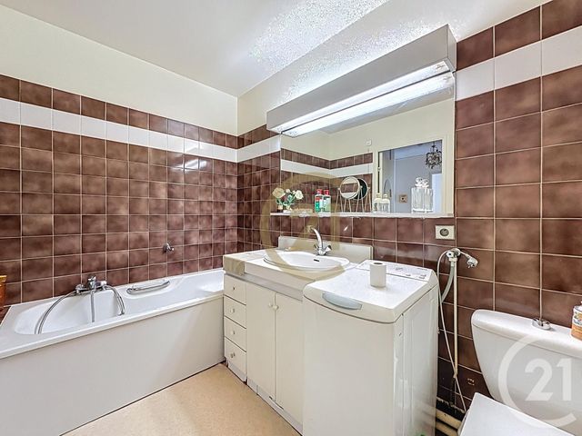 Appartement à vendre - 2 pièces - 44.83 m2 - LE CHESNAY - 78 - ILE-DE-FRANCE - Century 21 Fels Immobilier