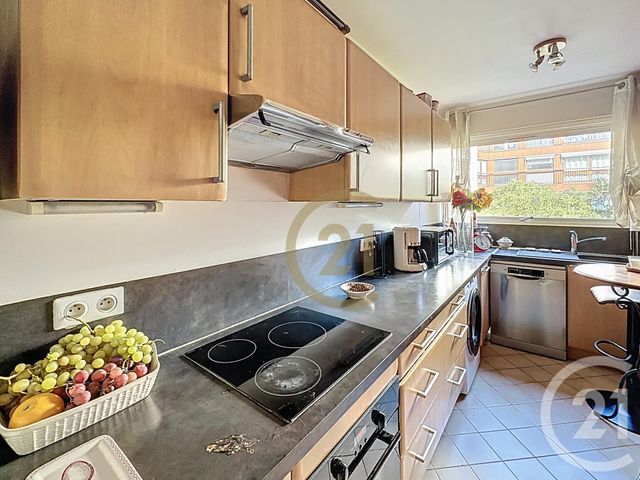 Appartement à vendre - 2 pièces - 62.25 m2 - LE CHESNAY - 78 - ILE-DE-FRANCE - Century 21 Fels Immobilier