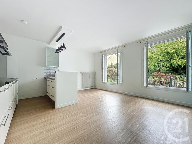 Appartement F3 à louer - 3 pièces - 59.39 m2 - VERSAILLES - 78 - ILE-DE-FRANCE - Century 21 Fels Immobilier