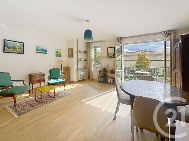 Afficher la photo en grand Appartement F3 à vendre - 3 pièces - 74.65 m2 - VERSAILLES - 78 - ILE-DE-FRANCE - Century 21 Fels Immobilier