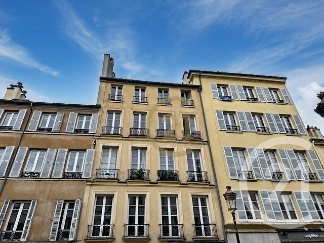 Appartement T1 à vendre - 2 pièces - 32.04 m2 - VERSAILLES - 78 - ILE-DE-FRANCE - Century 21 Fels Immobilier