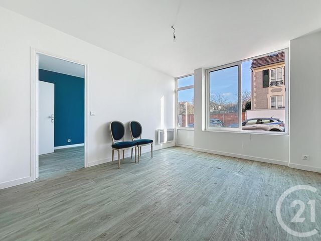 Appartement F2 à vendre - 2 pièces - 32.9 m2 - VERSAILLES - 78 - ILE-DE-FRANCE - Century 21 Fels Immobilier