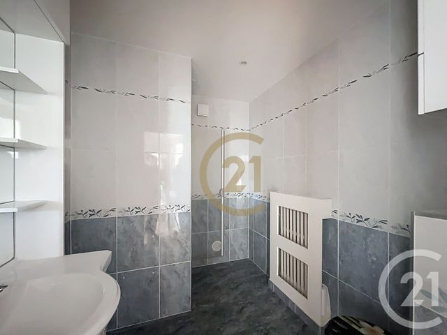 Appartement T3 à vendre - 3 pièces - 54.0 m2 - VIROFLAY - 78 - ILE-DE-FRANCE - Century 21 Fels Immobilier