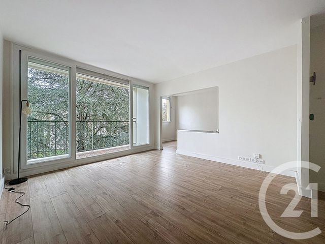 Appartement à vendre - 4 pièces - 65.26 m2 - BUC - 78 - ILE-DE-FRANCE - Century 21 Fels Immobilier