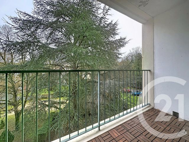 Appartement à vendre - 4 pièces - 65.26 m2 - BUC - 78 - ILE-DE-FRANCE - Century 21 Fels Immobilier