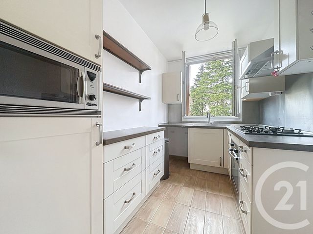 Appartement à vendre - 4 pièces - 65.26 m2 - BUC - 78 - ILE-DE-FRANCE - Century 21 Fels Immobilier