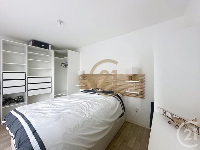 Appartement F2 à louer - 2 pièces - 38.0 m2 - ST CYR L ECOLE - 78 - ILE-DE-FRANCE - Century 21 Fels Immobilier