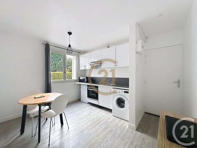 Appartement F1 à vendre - 1 pièce - 22.17 m2 - VERSAILLES - 78 - ILE-DE-FRANCE - Century 21 Fels Immobilier