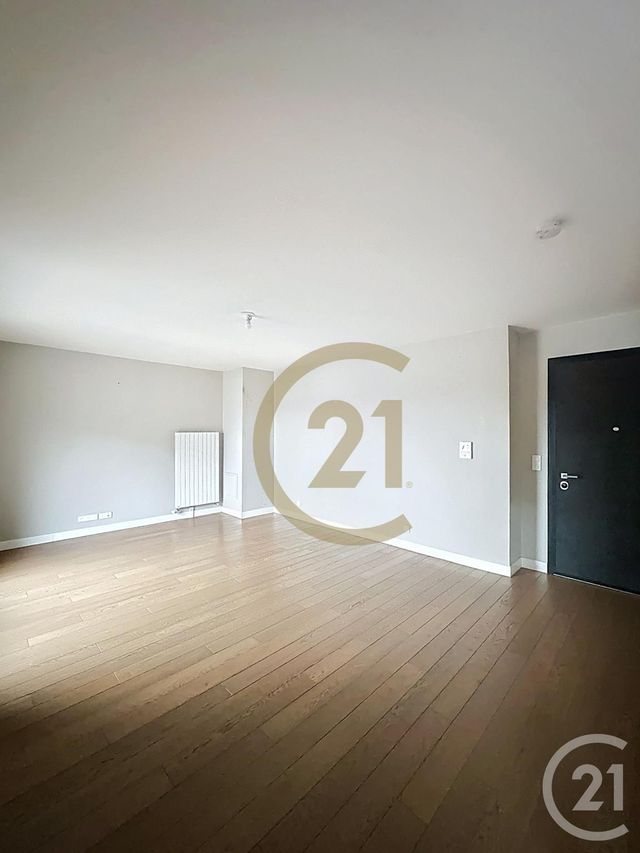 Appartement Duplex à louer - 3 pièces - 81.88 m2 - VERSAILLES - 78 - ILE-DE-FRANCE - Century 21 Fels Immobilier